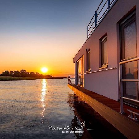 Hausboot Kranichnest Hotel Ribnitz-Damgarten Exterior photo