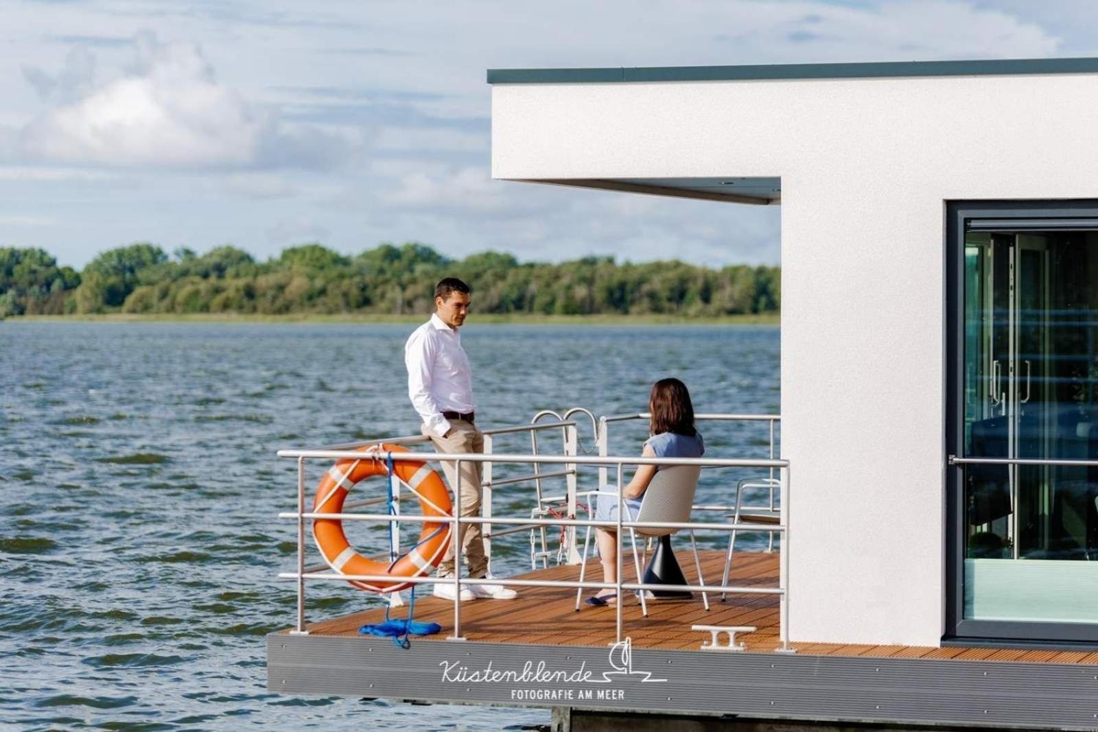 Hausboot Kranichnest Hotel Ribnitz-Damgarten Exterior photo