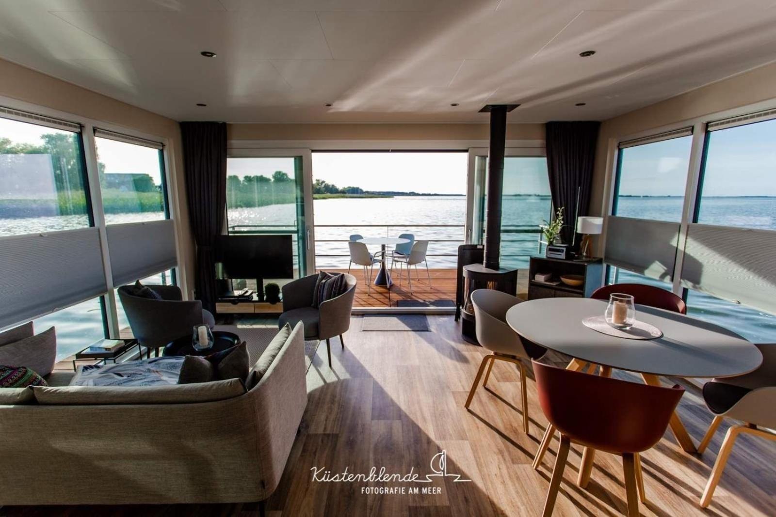 Hausboot Kranichnest Hotel Ribnitz-Damgarten Exterior photo