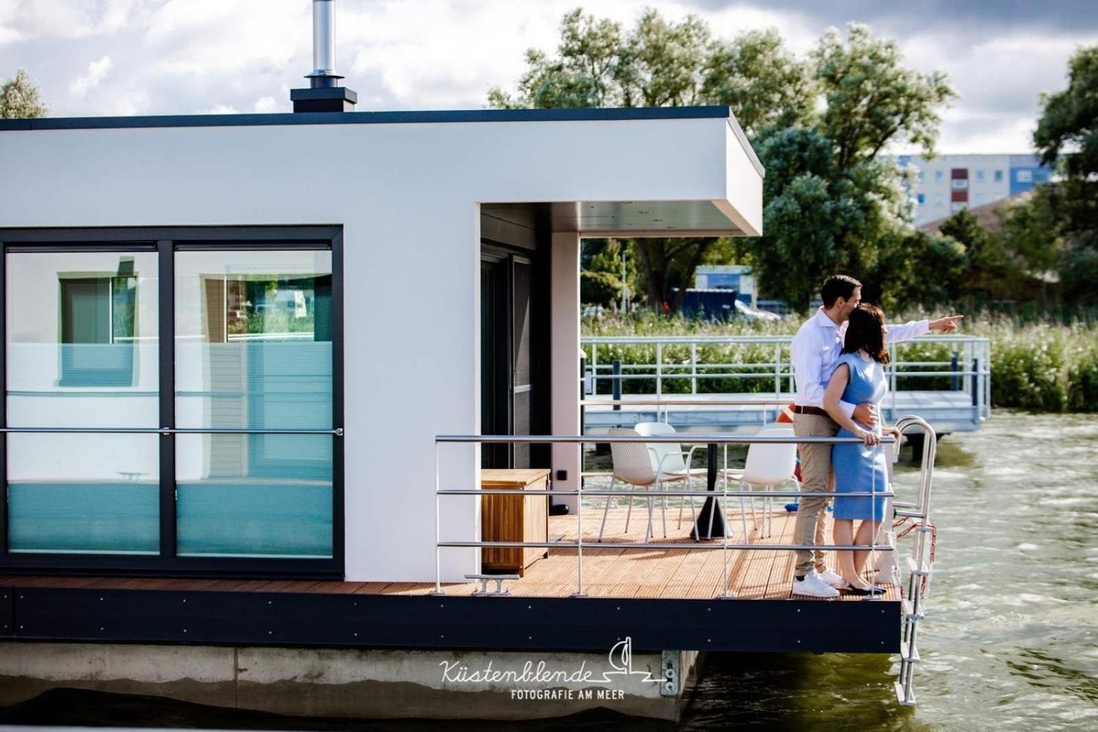 Hausboot Kranichnest Hotel Ribnitz-Damgarten Exterior photo